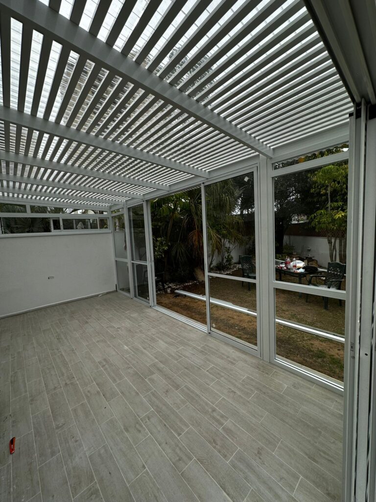 1762154071069-wvrqwpts67d