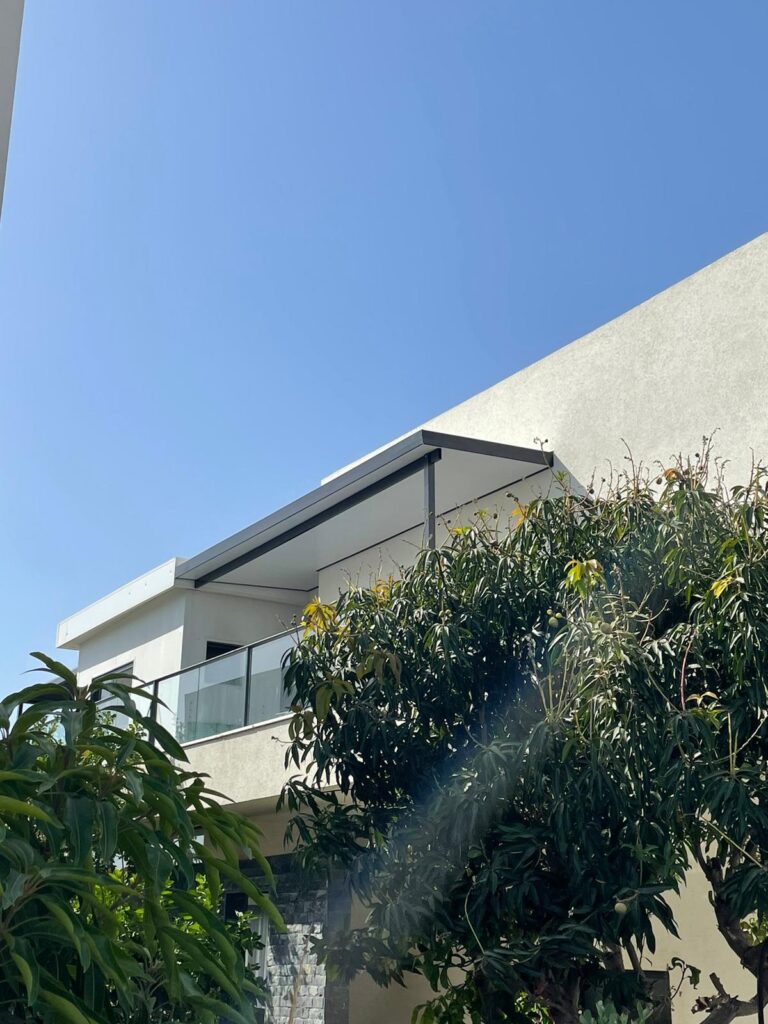 1762154258720-j32evqwj2l